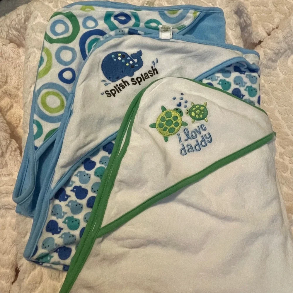 Circo Hooded Baby Bath Towel Set of 3 Whale‎ Turtle Circles Infant wash towels